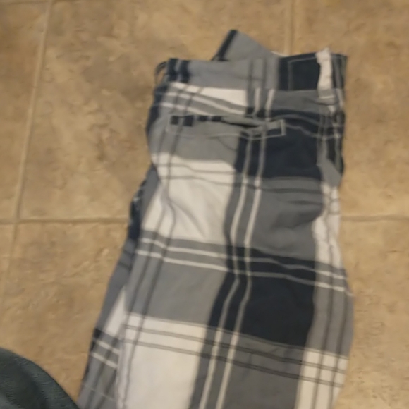 American eagle blue and white striped/plaid shorts - Picture 2 of 4